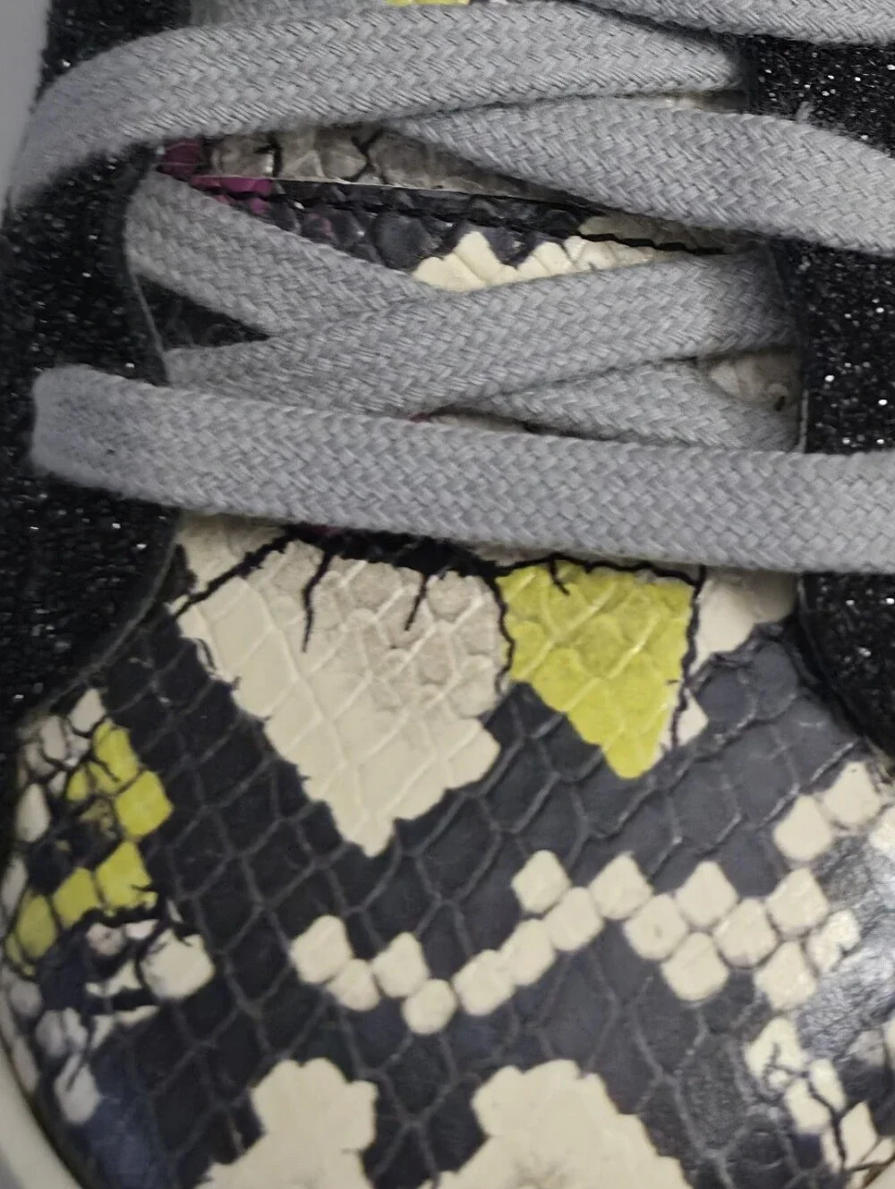 P448 JOHN PIUMA PYTHON OR SNAKESKIN 38 (7.5)
